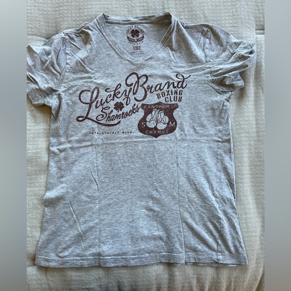 Lucky brand t shirt